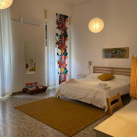 Living Simply Panzió Catania-Fontanarossai nemzetközi repülőtér Kültér fotó