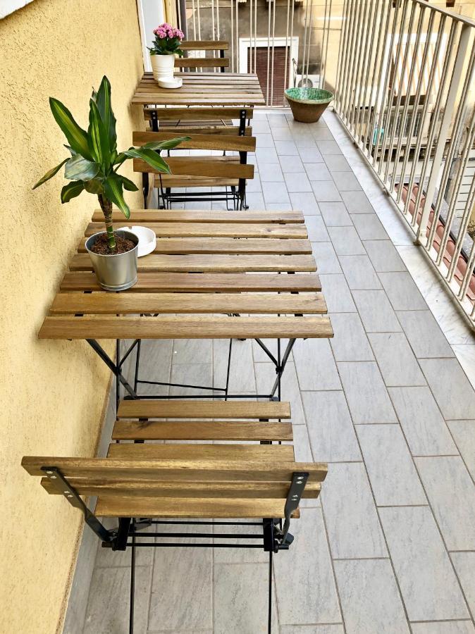 Living Simply Panzió Catania-Fontanarossai nemzetközi repülőtér Kültér fotó